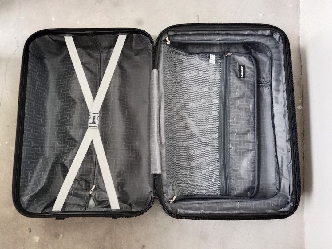 Airways brand Hardcase Luggage Expandable 360 Swivel