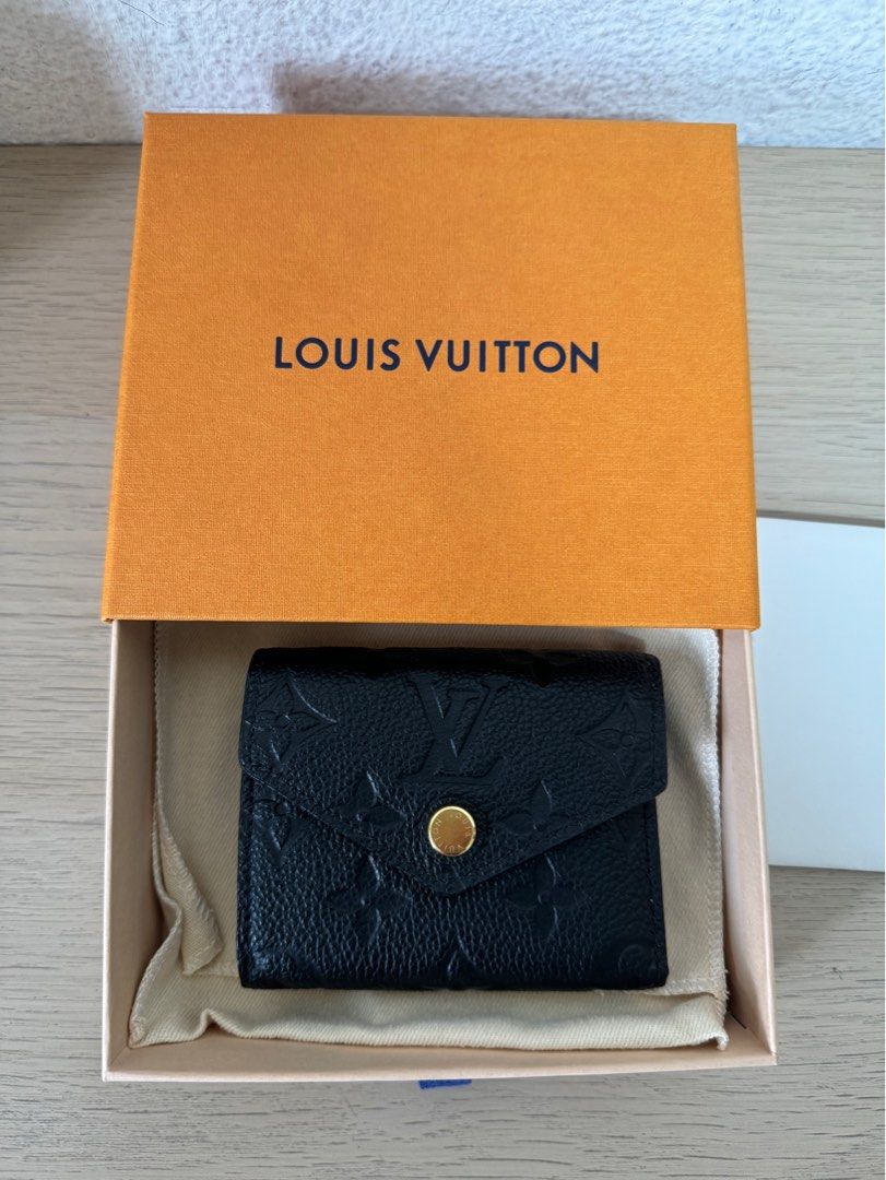 BNIB LV Zoe Wallet Black Louis Vuitton