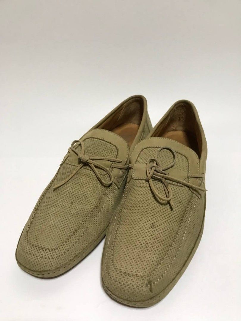 BRUNO MAGLI SHOES (Category: Casual Shoes) located in Dinalupihan. Submitted by w_finds (Listing ID 1262664383, Image 1). Description: .