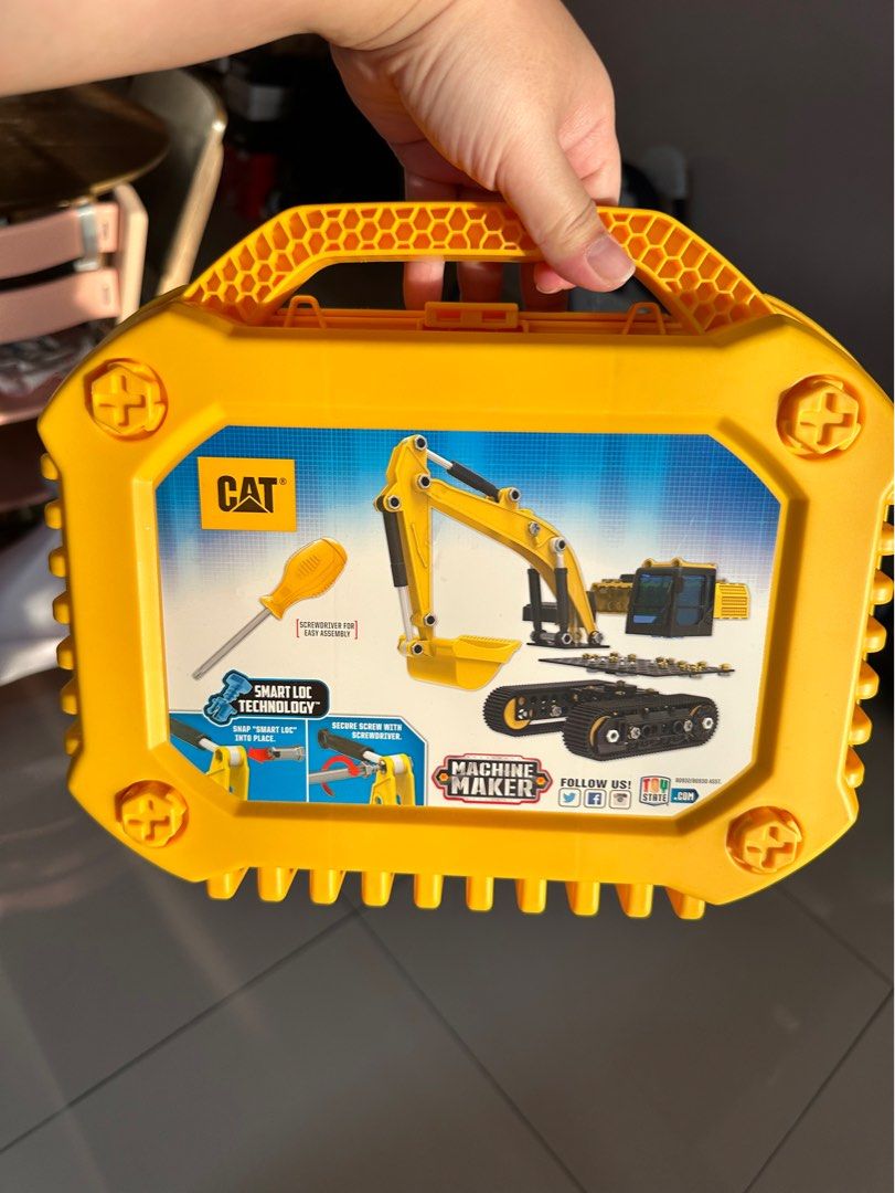 CAT machine maker (Category: Craft Supplies & Tools) located in Shah Alam. Submitted by efeh21 (Listing ID 1313034254, Image 1). Description: .