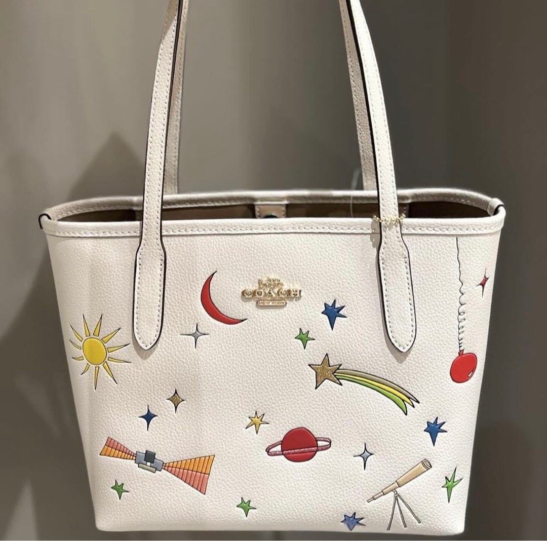 Coach Women s Tote Shoulder Bag Luxury Bags Wallets on Carousell