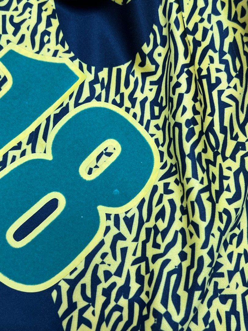 Corteiz “Carni stellations” football jersey (Category: Tshirts & Polo Shirts ) located in Paranaque City. Submitted by jlennnn (Listing ID 1312992863, Image 3). Description: Corteiz “Carni stellations” football jersey Size xl Used with issue 8,500.