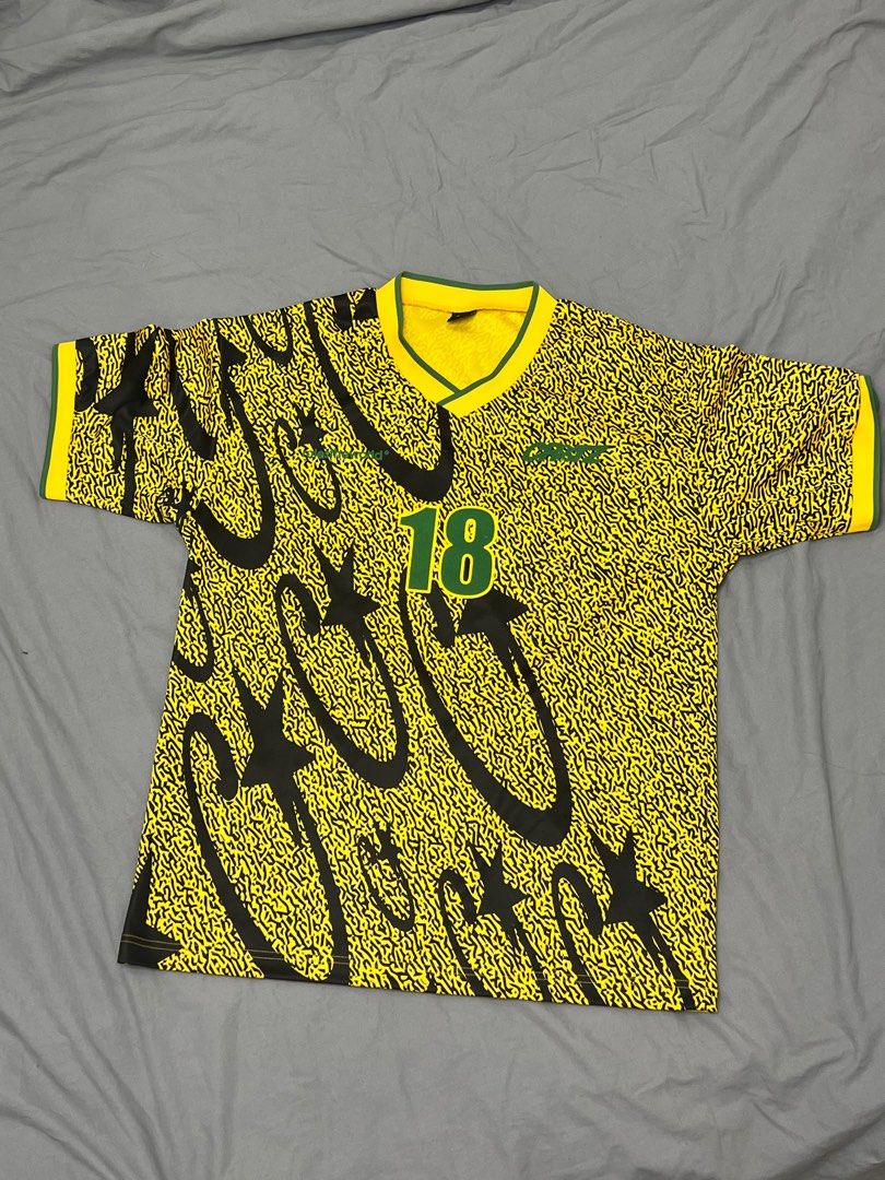 Corteiz “Carni stellations” football jersey (Category: Tshirts & Polo Shirts ) located in Paranaque City. Submitted by jlennnn (Listing ID 1312992863, Image 1). Description: Corteiz “Carni stellations” football jersey Size xl Used with issue 8,500.
