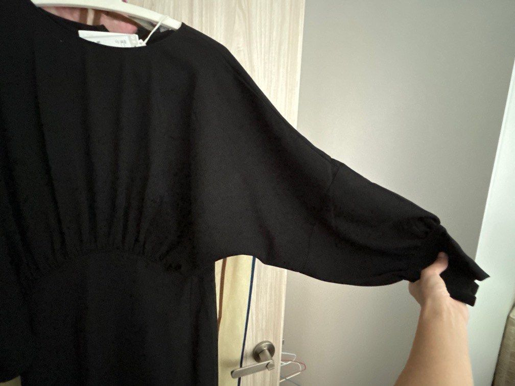 COS black dress with batwing sleeves, Women's Fashion, Dresses & Sets, Dresses on Carousell COS black dress with batwing sleeves, Women's Fashion, Dresses & Sets, Dresses on Carousell