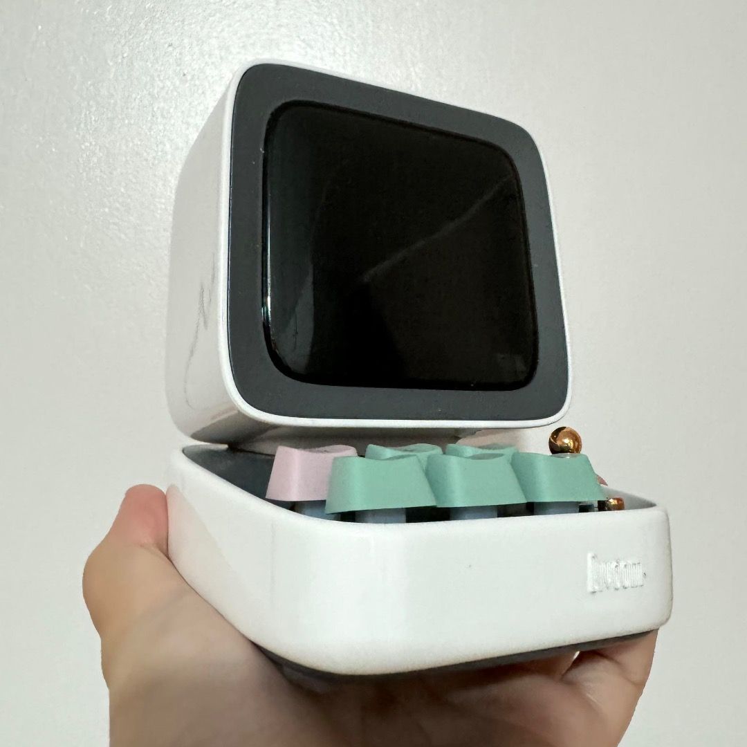 Divoom DitooPro Pixel Art Speakers (white) (Category: Portable Music Players) located in Paranaque City. Submitted by patricia_1998 (Listing ID 1312913020, Image 1). Description: - Divoom DitooPro Pixel Art Speakers (white) - with container and charging cord - no box - with sticker residue on side.