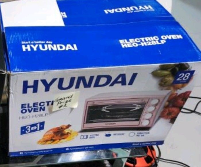 Electric oven 28L HYUNDAI (Category: Ovens & Toasters) located in Mandaluyong City. Submitted by tipid.books (Listing ID 1312862341, Image 1). Description: raffle po ako nanalo. Di ko magamit malake Kasi. New po with box..