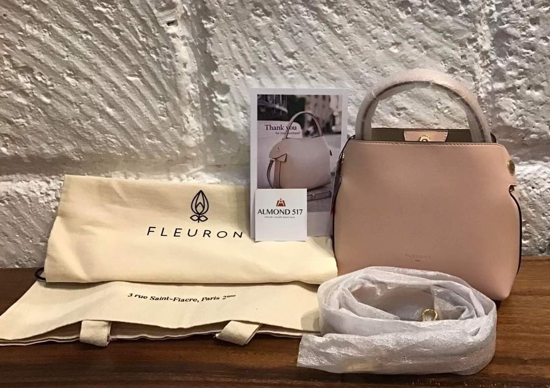 Fleuron Mini Swann Paris, Sakura Pink , fine grained leather (Category: Luxury Bags & Wallets) located in Dasmarinas. Submitted by reimac_almond517 (Listing ID 1313008870, Image 1). Description: 📣AVAILABLE IN SHOP📣 ✨ INCLUSION: Dustbag , Canvass Bag and Detachable strap Php 38,000xx 📩DM us for more detailed photos ✅ OFFERS LAYAWAY ✅ ACCEPTS CONSIGNMENT 📍 This item is also available for viewing at 2nd Floor , Serendra Retail McKinley Parkway B
