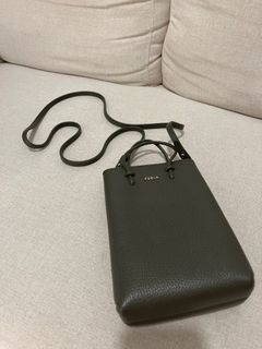 （分類：）位於 。 由 ronronron715 提交（商品編號 1313021069，圖片 1）。簡介： 。