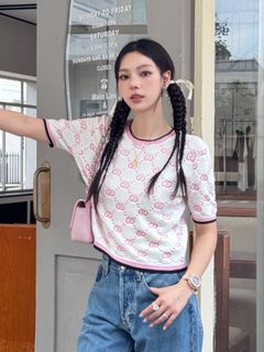 （分類：）位於 。 由 glamorous.closet 提交（商品編號 1312870137，圖片 1）。簡介： 。