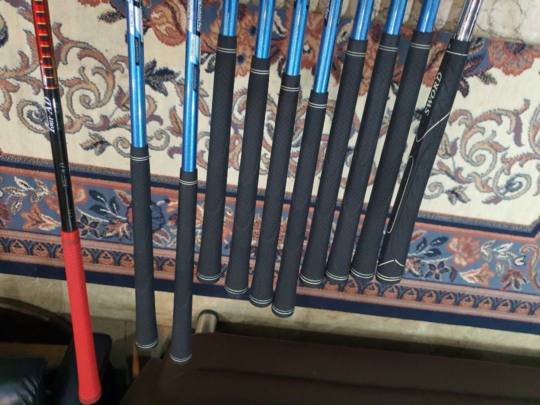 Golf Sword Set (Category: Golf) located in Paranaque City. Submitted by manilagolfmarket (Listing ID 1312859052, Image 3). Description: For Sale Sword Set Sword Katana SR flex Fujikura Speeder 589 graphite shaft Sword Katana woods Sword Katana putter. Bridgestone J815 10.5° driver Sword golf bag in good condition for only 53.9k pick up Bf Paranaque or add shipping.