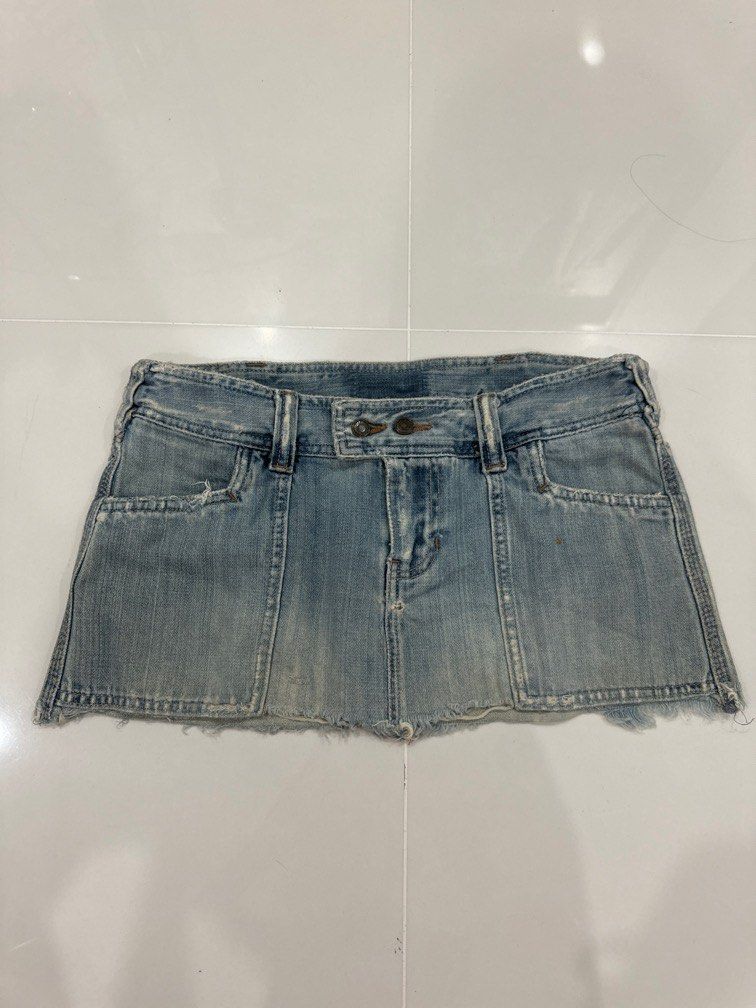 Hollister Short Denim Skirt 18