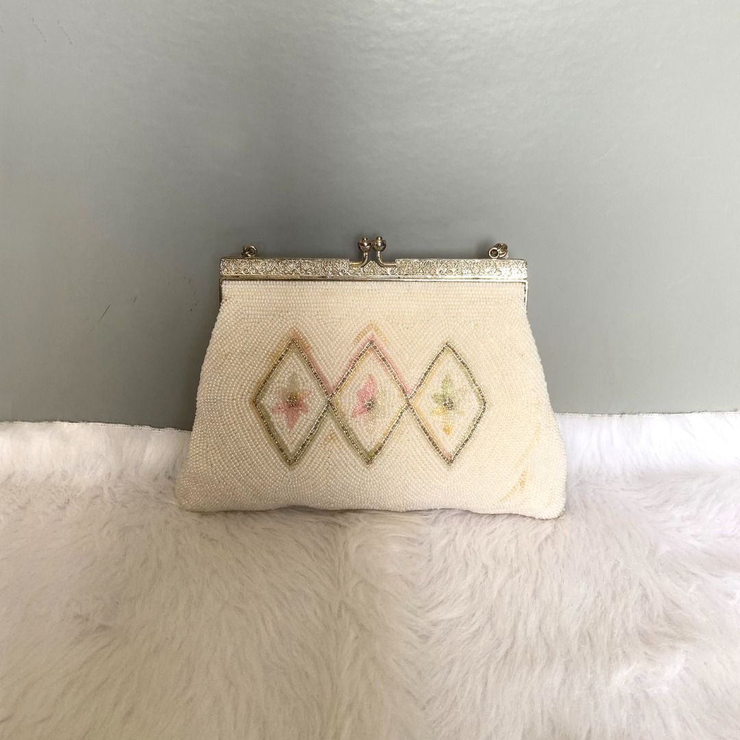 Vintage clutch bag top