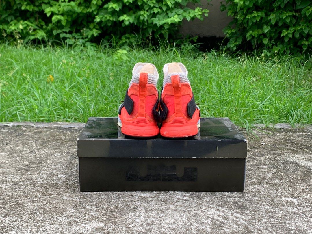 Lebron soldier 12 flash crimson store