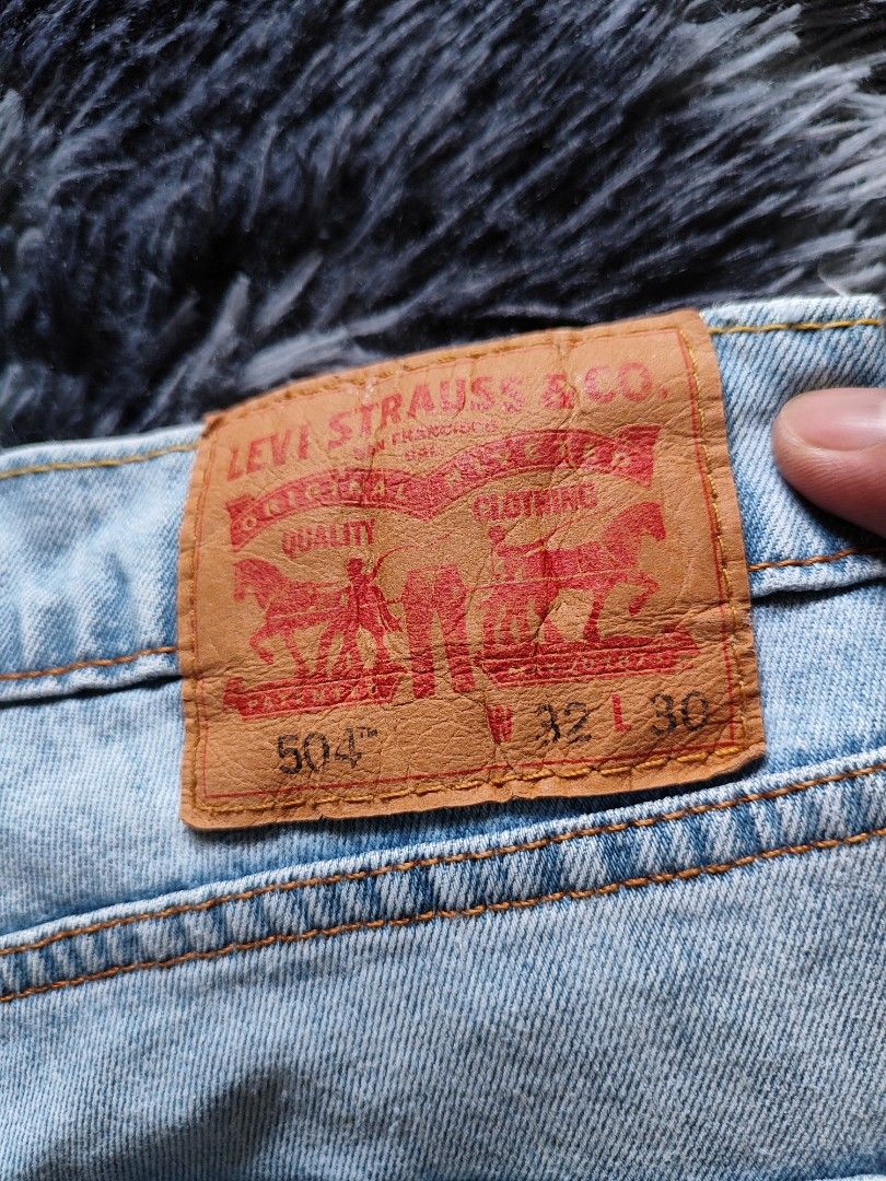 Levis 304 32x30