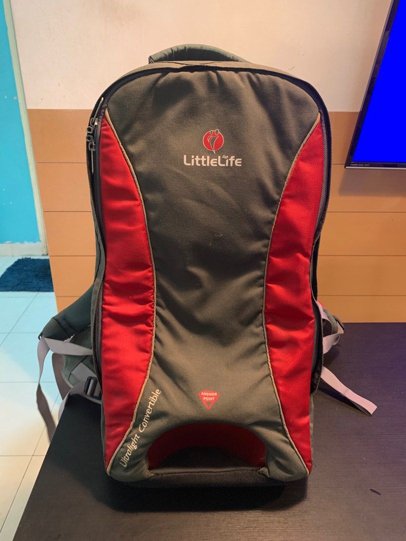 Little Life Ultralight Convertible Child Carrier Red