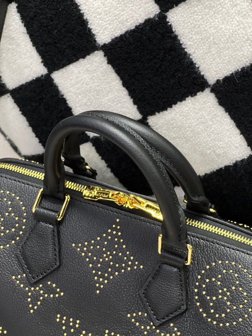 Louis vuitton bandouliere black online