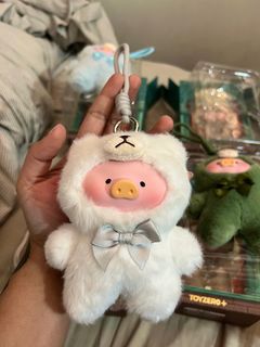 (Category: ) located in . Submitted by jellyyyybean (Listing ID 1312902118, Image 1). Description: .
