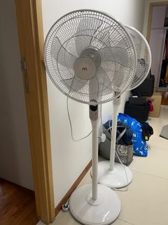 (Category: ) located in . Submitted by holabeck (Listing ID 1312965887, Image 1). Description: .