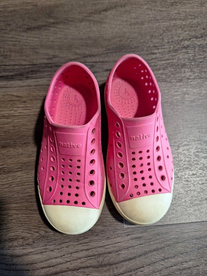 Native shoes c10 Babies Kids Babies Kids Fashion on Carousell