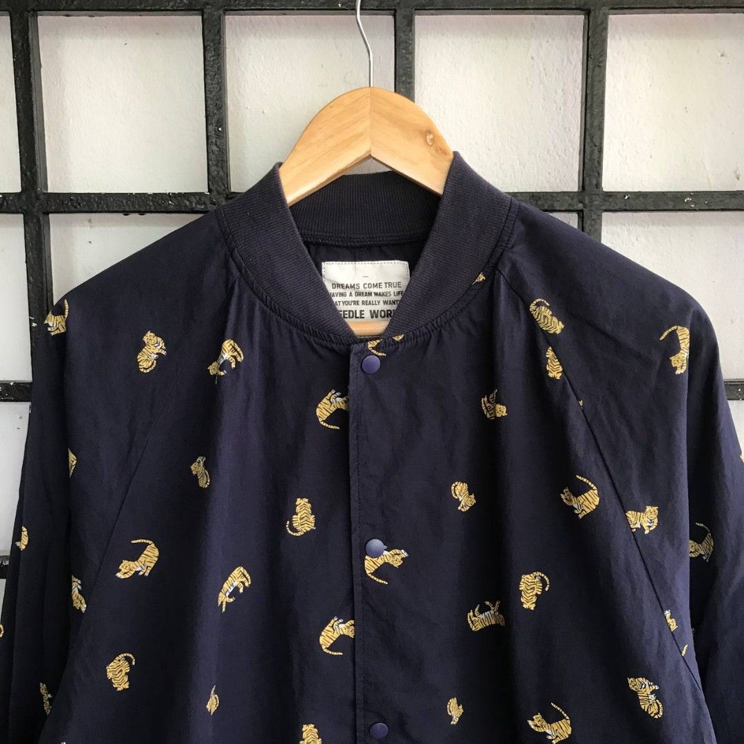 Needle work snap button jacket (Category: Coats, Jackets and Outerwear) located in Pasir Mas. Submitted by biglevelstore (Listing ID 1312872716, Image 2). Description: Jacket Items used bundle Lihat gmbar Dan ukuran sebelum membeli. berminat Boleh whasapp 601121915944 Brand: needle work Size: Made in: Ukuran inch Dada (Pit): 24 Labuh: 25 ❗️items belum basuh - postage: ❗️DFOD❗️ Coda :c16.