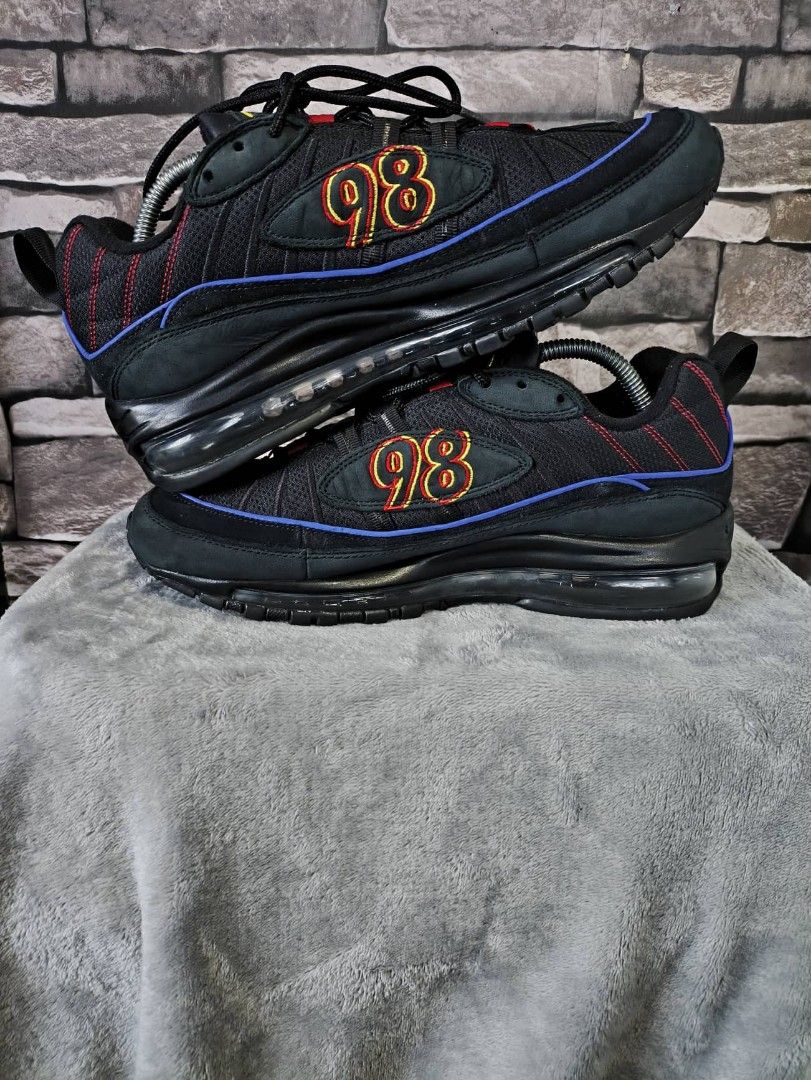 Air max 98 black amarillo on feet clearance