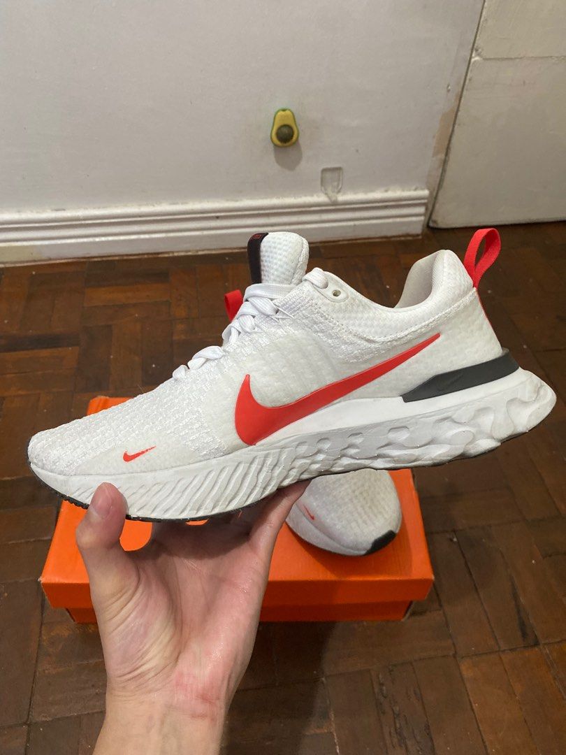 Nike React Infinity (Category: Sneakers) located in Bacoor. Submitted by jampong0724 (Listing ID 1312996209, Image 3). Description: .