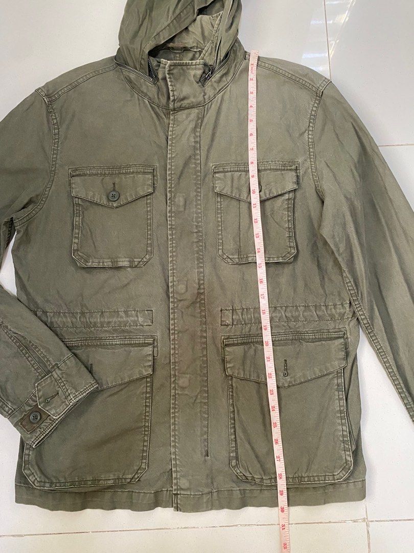 OLD NAVY Jacket Fatigue Men’s Medium (Category: Coats, Jackets and Outerwear) located in Cavite. Submitted by astjo (Listing ID 1312907668, Image 2). Description: Un very Good condition Lightly used color: Fatigue With collapsible hood GCASH BACOOR AREA.