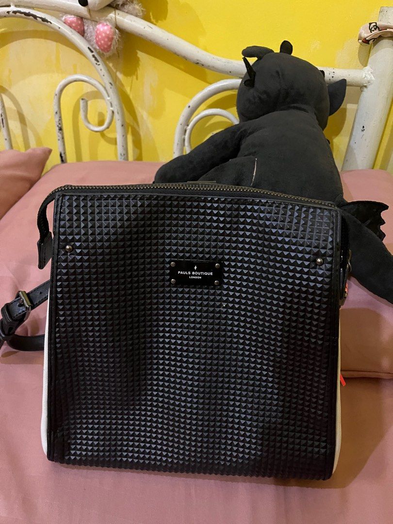 PAULS BOUTIQUE 3 WAY BACKPACK Men s Fashion Bags Backpacks on Carousell