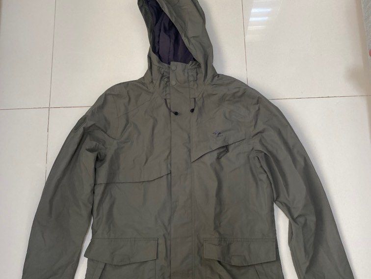 Quechua Jacket Coat Water Repellant (Category: Coats, Jackets and Outerwear) located in Cavite. Submitted by astjo (Listing ID 1312883200, Image 1). Description: In very good Condition Lightly used Original Decathlon/Quechua Jacket Medium Size GCASH Bacoor Area.
