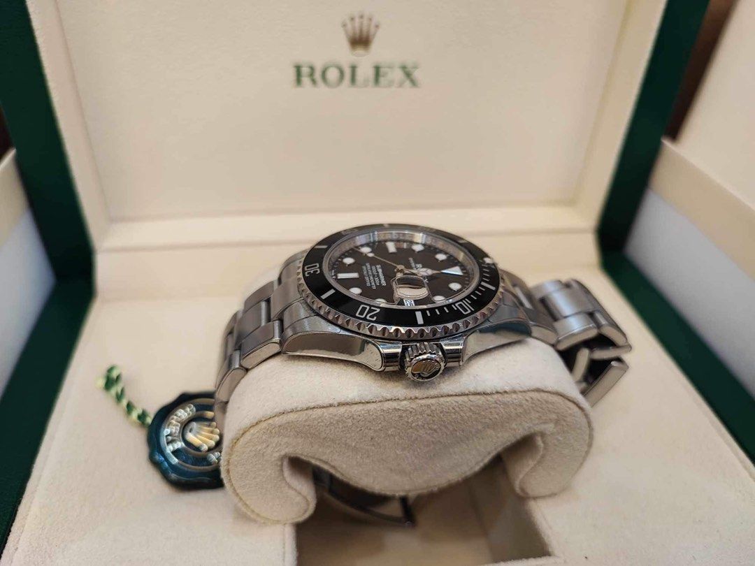 Rolex 2023 Rolex SUBMARINER DATE (Category: Luxury Watches) located in Pasig City. Submitted by Watchaholics (Listing ID 1312875855, Image 3). Description: Rolex 2023 Rolex SUBMARINER DATE 126610LN 41mm Triple box, Card, Manual booklet, 9.9/10 condition With protection film stickers installed Under warranty til 2028 For 785k You may DM or contact @ 09615077138 Thanks admin😉.
