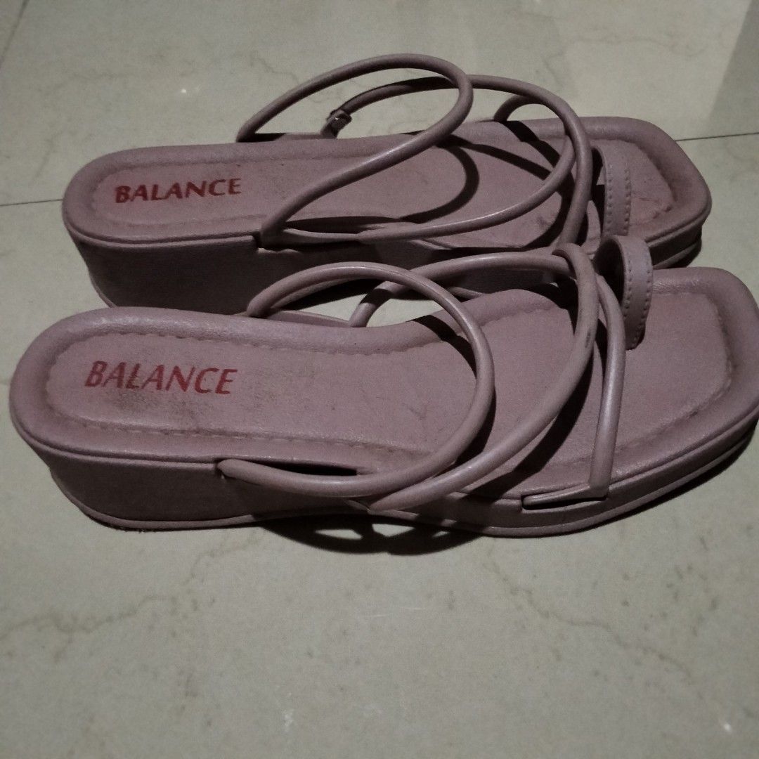 Sandal balance hotsell