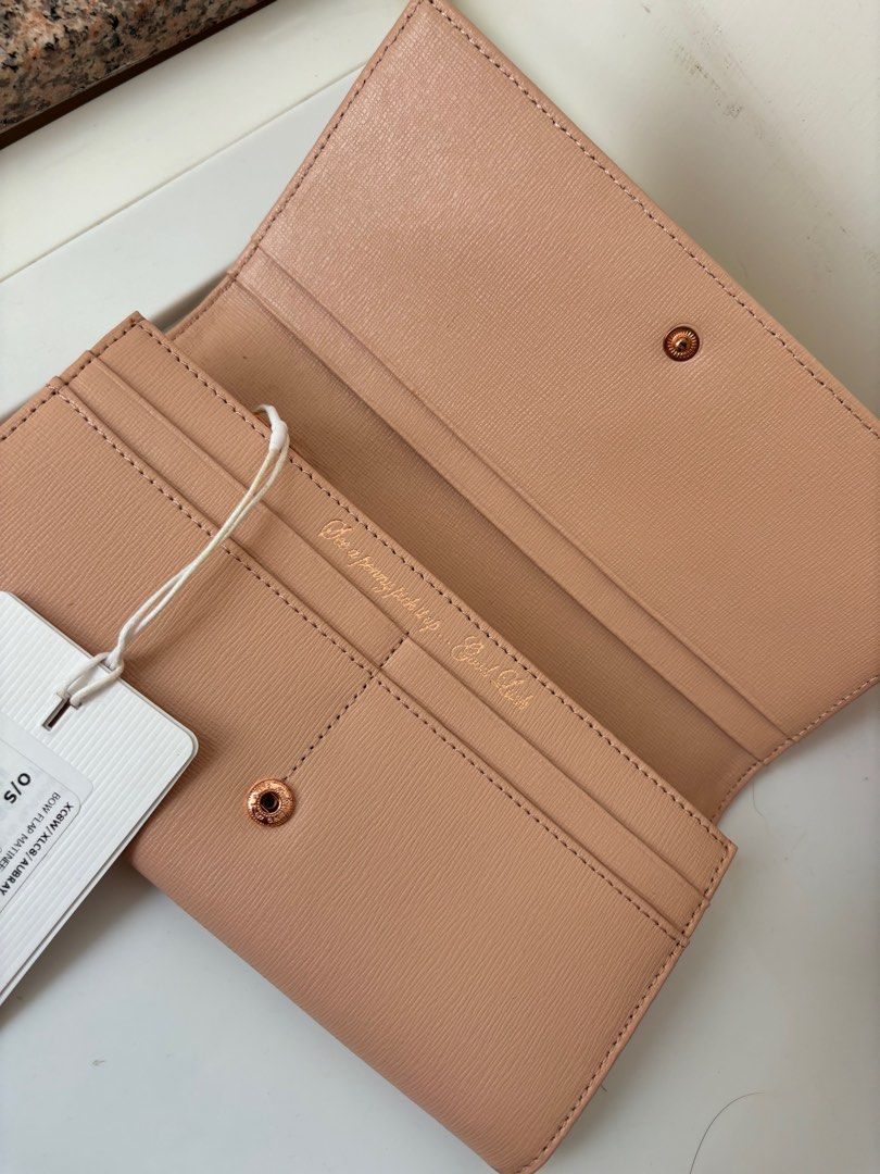 Ted Baker （分類：手袋及銀包）位於 Hong Kong。 由 devilgrace946018 提交（商品編號 1312891313，圖片 2）。簡介： 全新Ted Baker 長銀包 購自加拿大outlet 。
