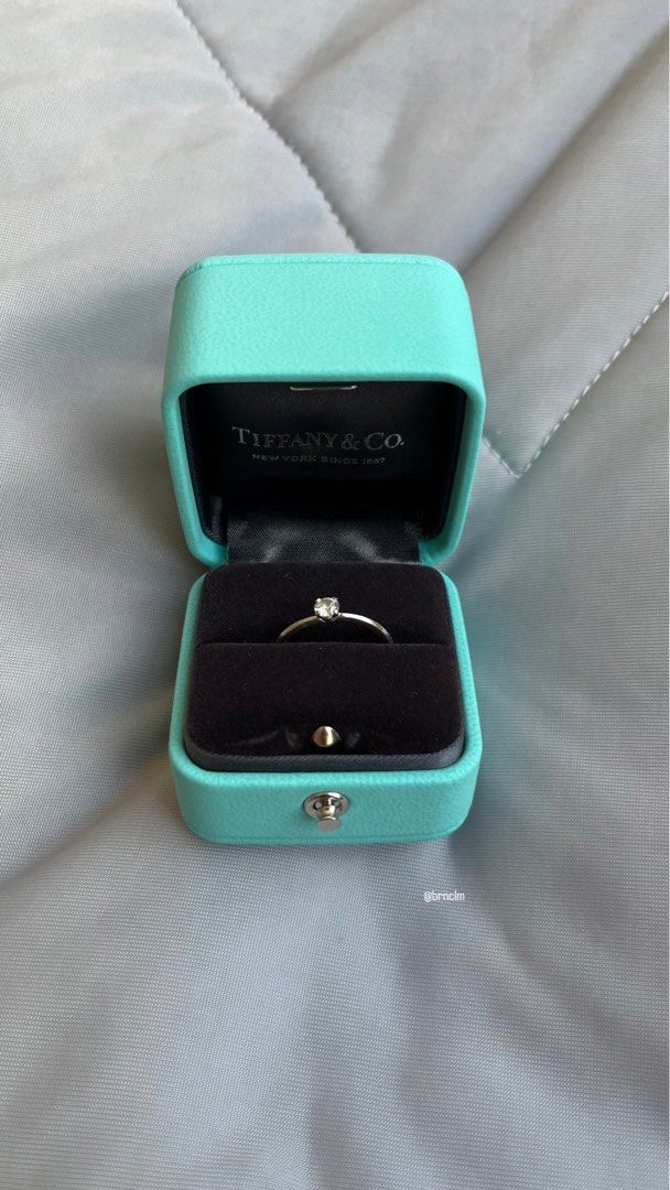 Tiffany and co Ring (Category: Luxury Accessories) located in Pasay City. Submitted by bcalmisen200 (Listing ID 1313025690, Image 1). Description: • Tiffany and Co - Ring size 06 - Complete receipt & Certificate of authenticity .