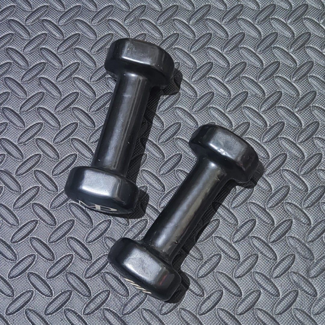 Toby s Vinyl Dumbbell 4lbs 2 Sports Equipment Exercise Fitness Weights Dumbbells on Carousell