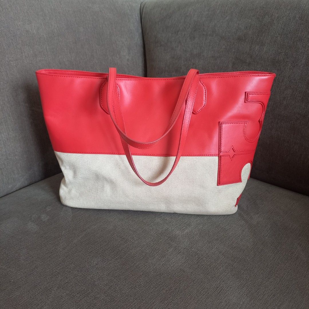 Tory burch stacked t tote cheap
