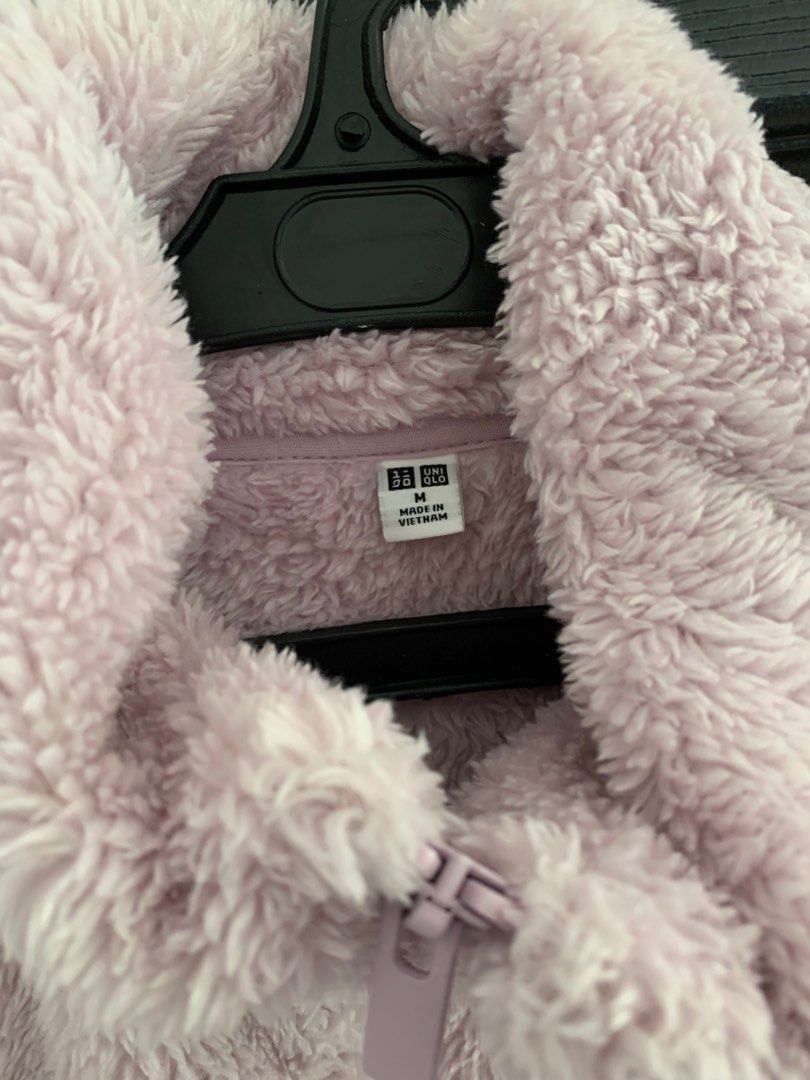 uniqlo lavender fleece full zip jacket (Category: Coats, Jackets and Outerwear) located in Taguig. Submitted by hellokittygirl638 (Listing ID 1312892433, Image 2). Description: used once! comfy and perfect for winter szn~ 💸 mop ⤏ gcash only (NO COD) 📦 mod ⤏ ggx direct, grab or lalamove (NO SCO checkout) 📩 loc ⤏ metro manila delivery fees to be shouldered by the buyer. stricly no meet ups allowed! .