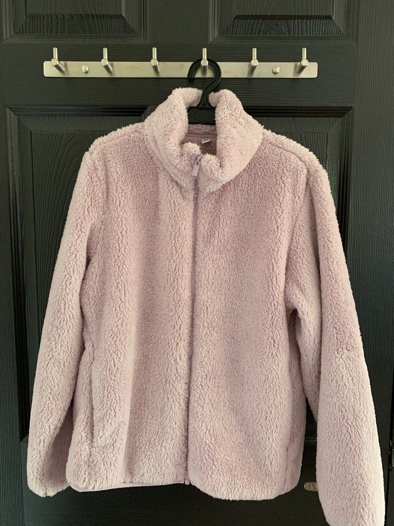 uniqlo lavender fleece full zip jacket (Category: Coats, Jackets and Outerwear) located in Taguig. Submitted by hellokittygirl638 (Listing ID 1312892433, Image 1). Description: used once! comfy and perfect for winter szn~ 💸 mop ⤏ gcash only (NO COD) 📦 mod ⤏ ggx direct, grab or lalamove (NO SCO checkout) 📩 loc ⤏ metro manila delivery fees to be shouldered by the buyer. stricly no meet ups allowed! .