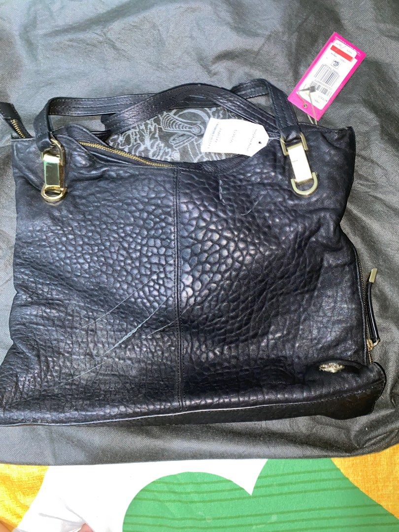 Vince camuto riley leather hobo cheap