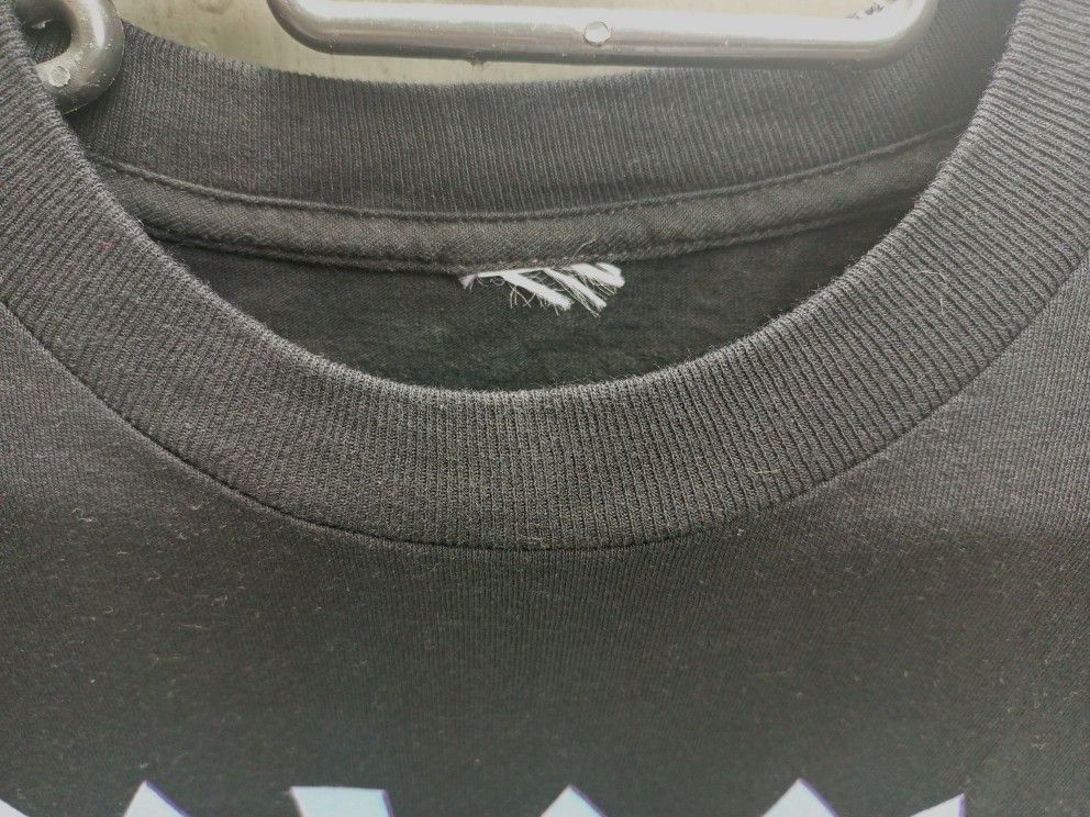 VINTAGE MIAMI VICE (Category: Tshirts & Polo Shirts ) located in Makati City. Submitted by KAMUSIKATAYO (Listing ID 1312861025, Image 3). Description: PRE OWNED CUT TAG 19.5 x 29 VERY GOOD CONDITION.