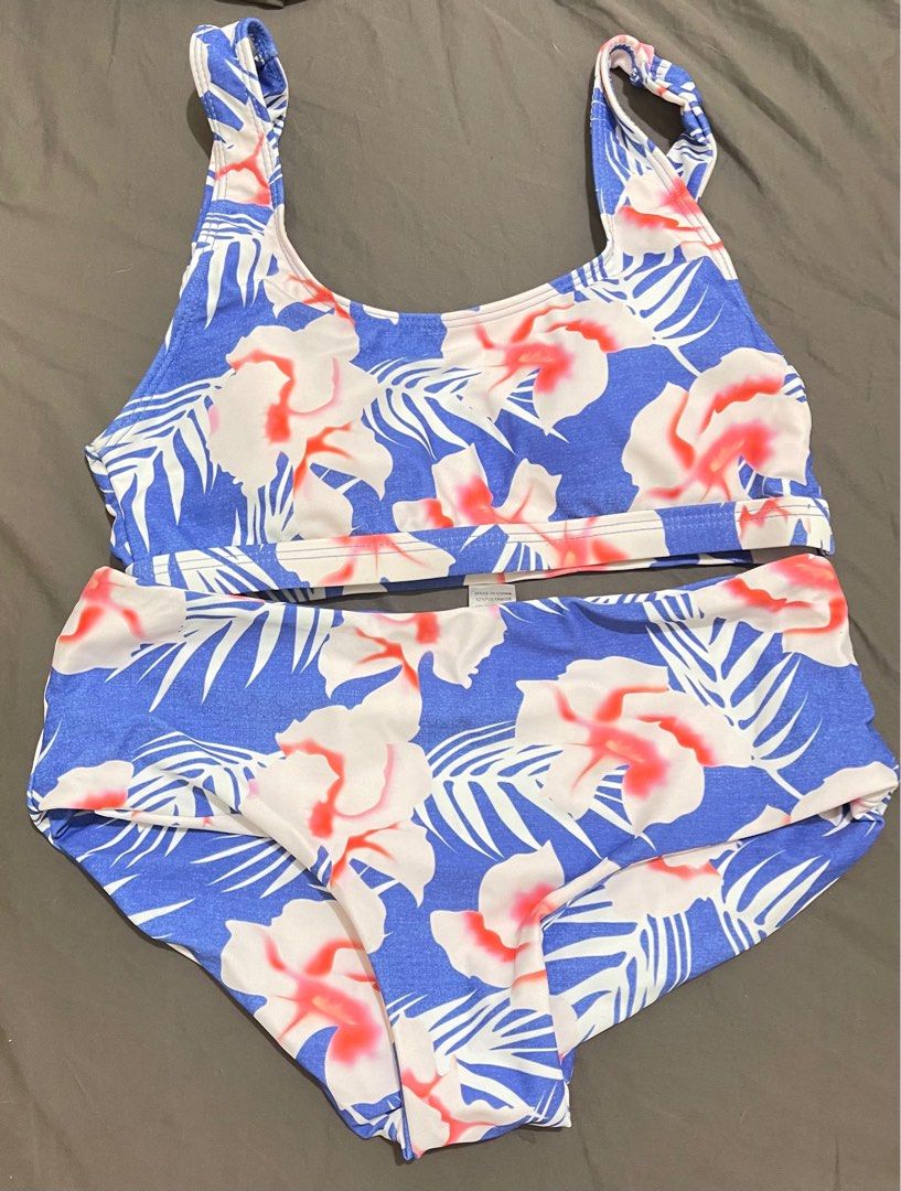 Zaful Swimsuit (Category: Bikinis & Swimsuits) located in Pasig City. Submitted by kpm2012 (Listing ID 1312958194, Image 3). Description: 300 for all. These are all size small. Never used, nasukat lang once upon a time but hygienic sukat. One still has tags and the sticker lining. RFS: Decluttering.
