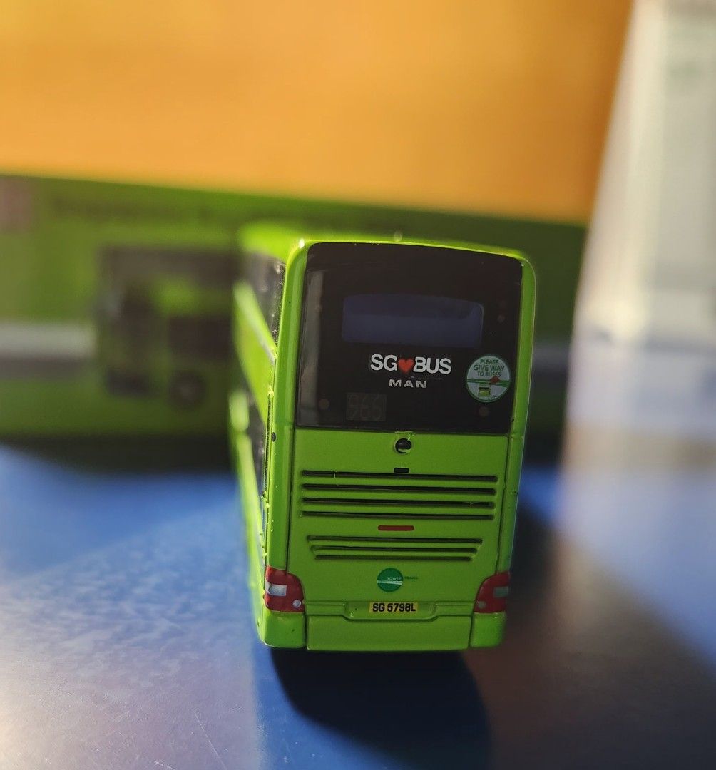 1-120-man-a95-euro-5-singapore-bus-service-966-hobbies-toys-toys
