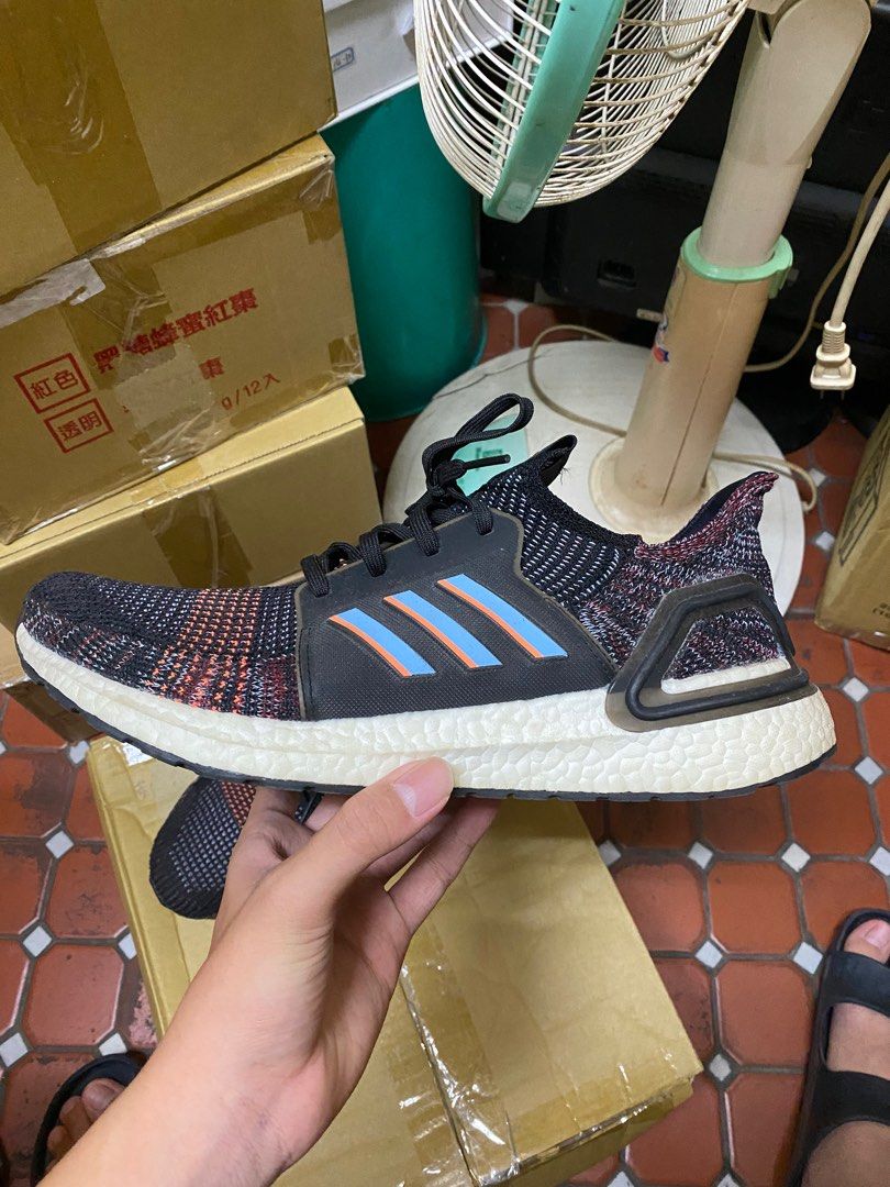 adidas gazelle silver green womens adidas ULTRABOOST 22 Shoes - Core Black