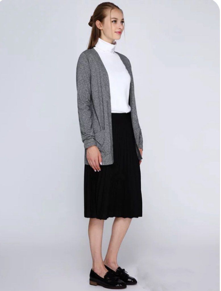 Abercrombie fitch boyfriend cardigan grey white moose logo classic long dress casual art casual chic sophisticated cosmopolitan authentic
