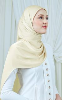 alhumaira instant shawl