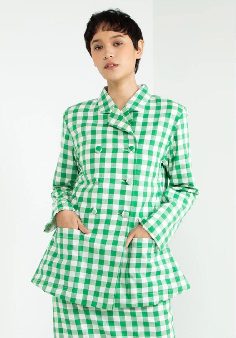 ARARED Brigitte Jacket (Category: Coats, Jackets and Outerwear) located in Shah Alam. Submitted by nnnoy (Listing ID 1313195233, Image 1). Description: Original Price RM559 Fixed Price.