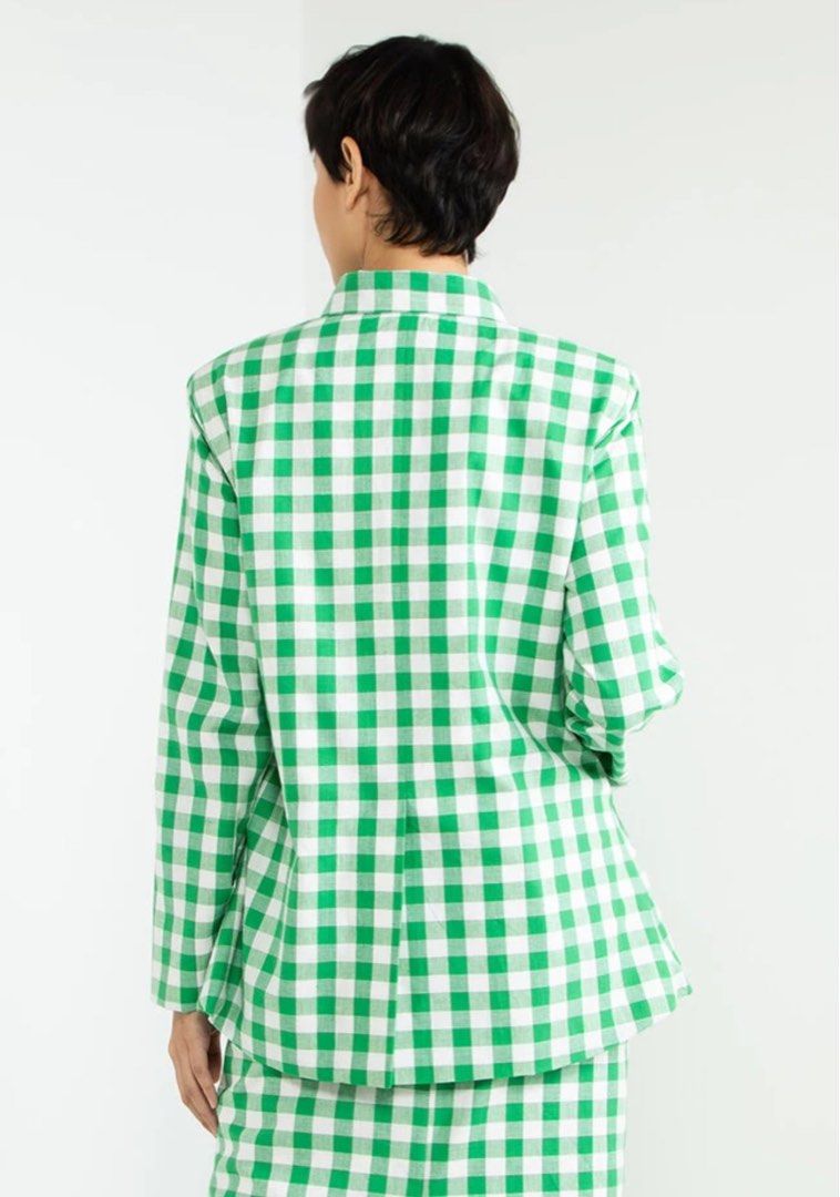 ARARED Brigitte Jacket (Category: Coats, Jackets and Outerwear) located in Shah Alam. Submitted by nnnoy (Listing ID 1313195233, Image 2). Description: Original Price RM559 Fixed Price.