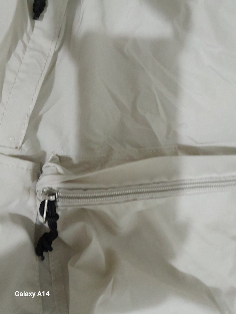 Backpack (Category: Backpacks) located in Singapore. Submitted by shoppie_store (Listing ID 1313189190, Image 3). Description: Only used for 1 day JB trip and had washed it. It's thin waterproof fabric that can be folded n dried in a day. Height- 43cm Length - 30cm Width - 15cm.