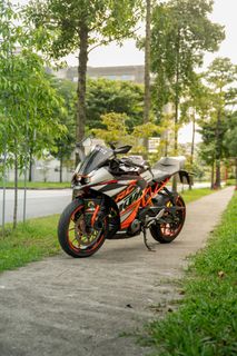 (Category: ) located in . Submitted by vroomleasing (Listing ID 1255537121, Image 1). Description: .