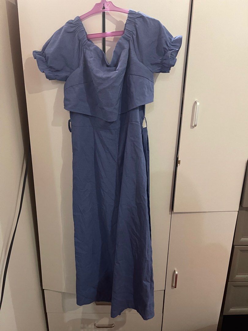 Blue jumpsuit with belt (Category: Jumpsuits) located in Quezon City. Submitted by ileyn (Listing ID 1313114326, Image 1). Description: .