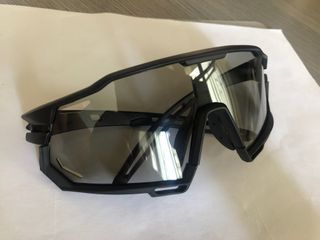 （分類：）位於 。 由 priorck 提交（商品編號 1313036804，圖片 1）。簡介： 。